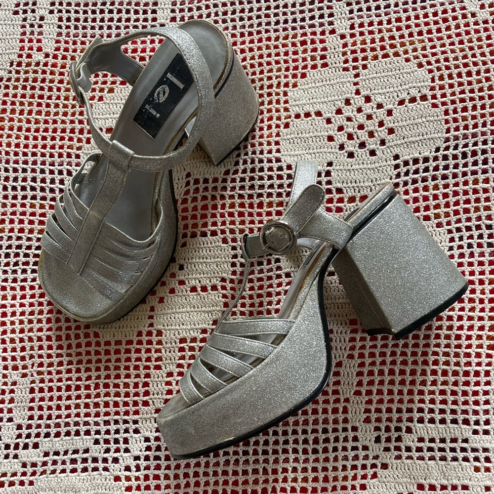 Vintage Chunky 90s l.e.i. Strappy Glitter Platforms w/ Slingback